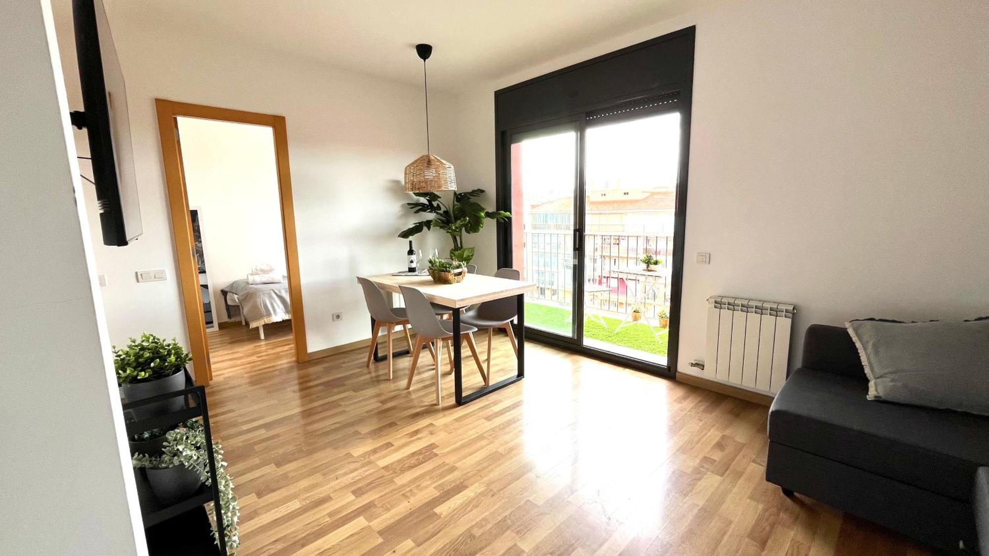 Apartamento Con Terraza By Prestigi Terrassa Ngoại thất bức ảnh