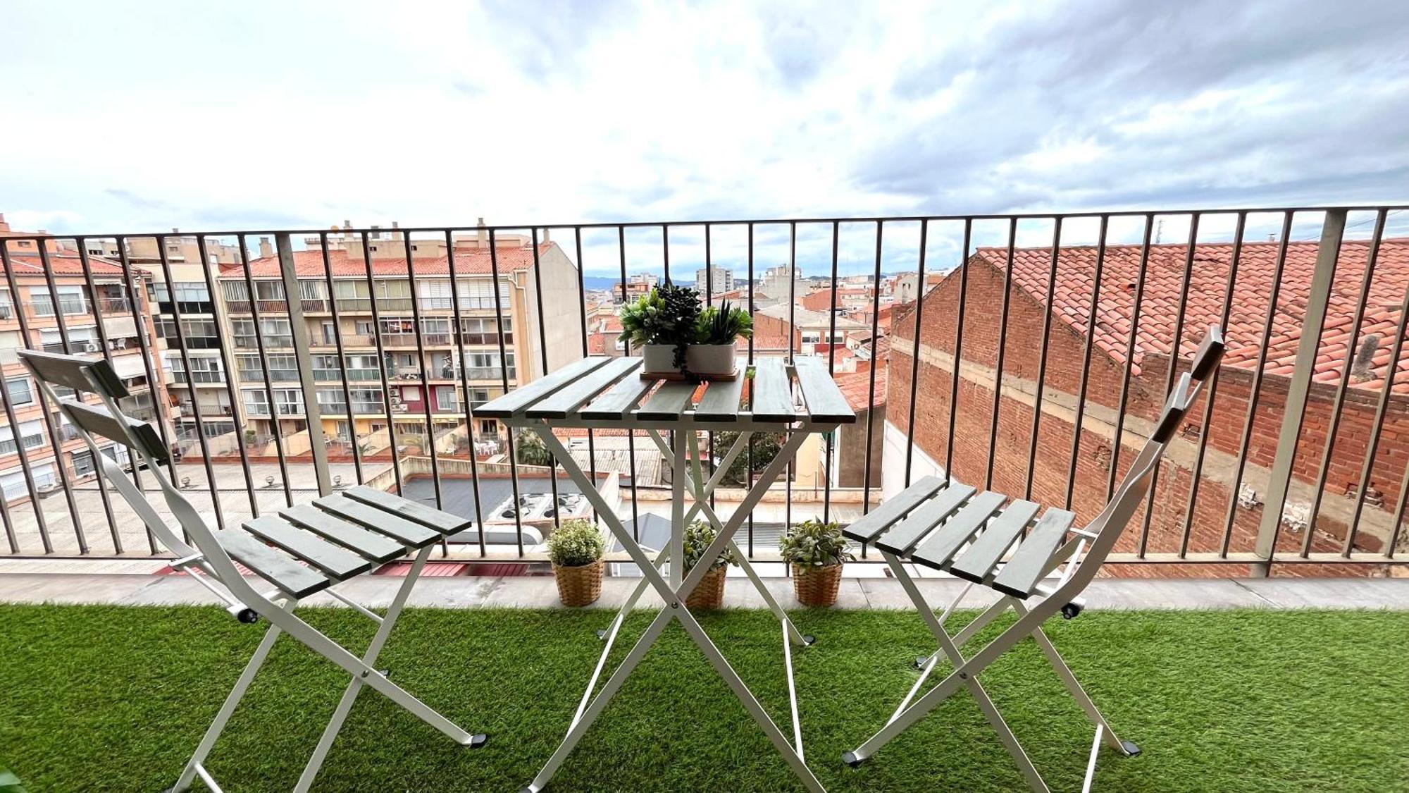 Apartamento Con Terraza By Prestigi Terrassa Ngoại thất bức ảnh
